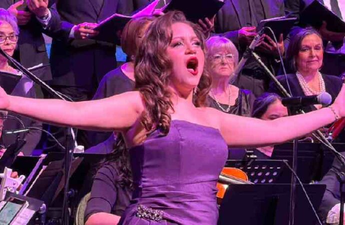 Más de 60 artistas celebran el 84 aniversario de la Unison con una gran gala operística