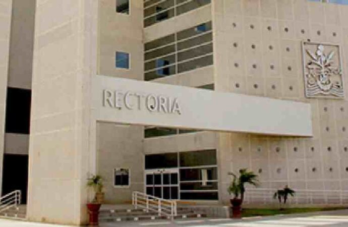 Más de la mitad de los estudiantes del ITSON cuenta con algún tipo de beca