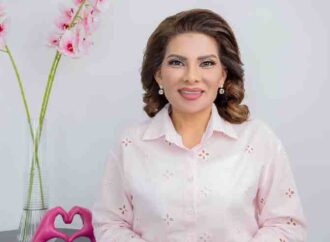 Llama Lorenia Valles a mujeres sonorenses a luchar contra el cáncer de mama