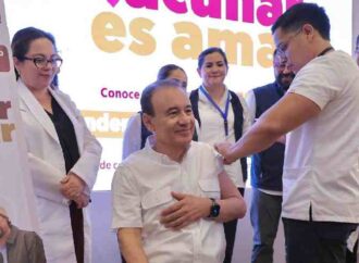 Arranca Gobernador Durazo Campaña de Vacunación contra Influenza y COVID-19 en Sonora