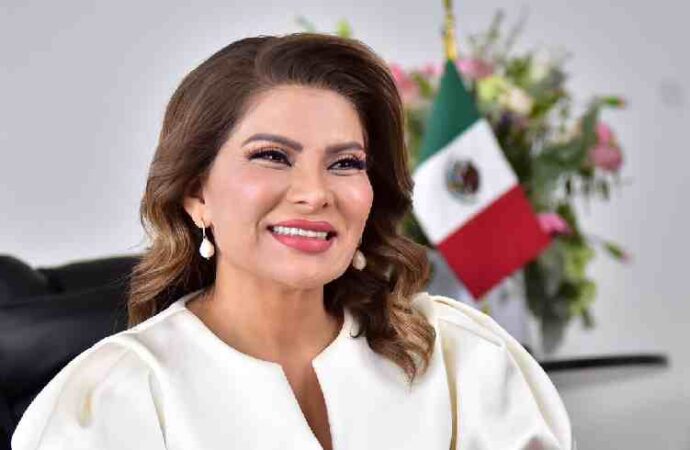 “¡Es tiempo de las niñas”!: Lorenia Valles