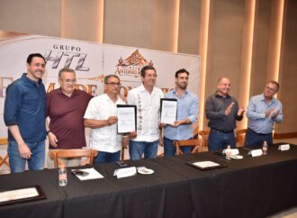 Cumple Elías Retes promesa; avanza mega proyecto de parque industrial para Navojoa con firma de convenio de terrenos