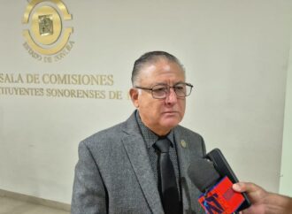 Proponen la simplificación de documentos para trámites de gobierno