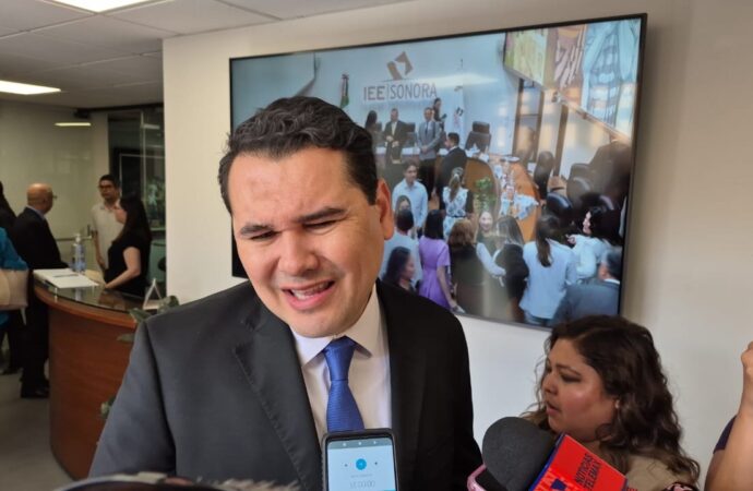 Ley de Protección Civil beneficiará a la ciudadanía: Adolfo Salazar