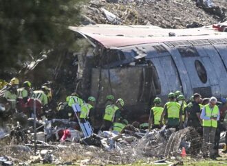 Tragedia ferroviaria en España: choque de trenes deja al menos 64 muertos y 80 heridos