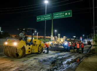 Hermosillo intensifica reparación de calles con 17 cuadrillas que trabajan de día y de noche