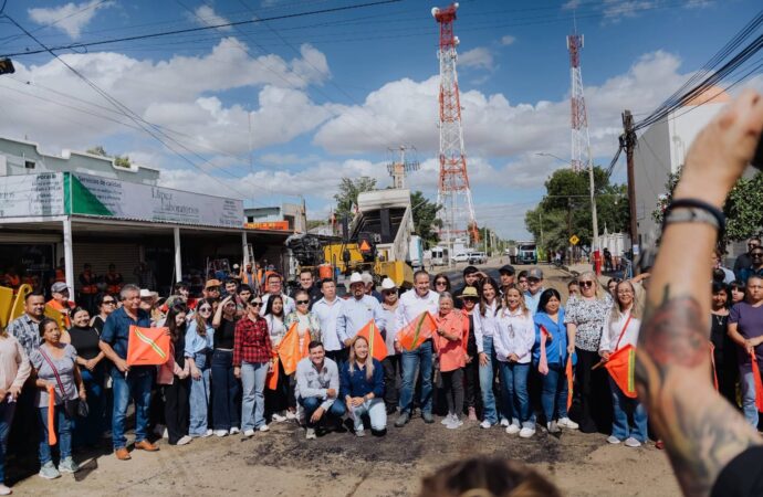 Toño Astiazarán arranca rehabilitación de calles en Miguel Alemán y entrega apoyos a familias de Bahía de Kino