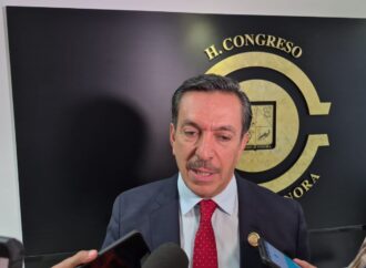 Considera David Figueroa precipitada una posible comparecencia de Nery Ruiz